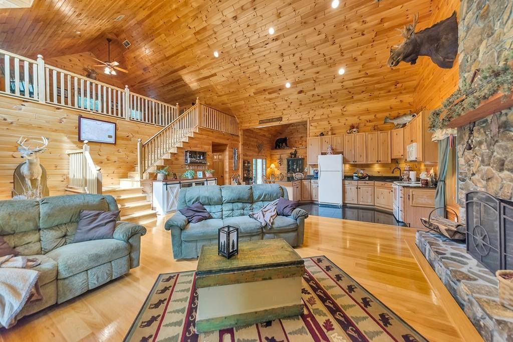 2813 Green Wich Rd - Photo 1