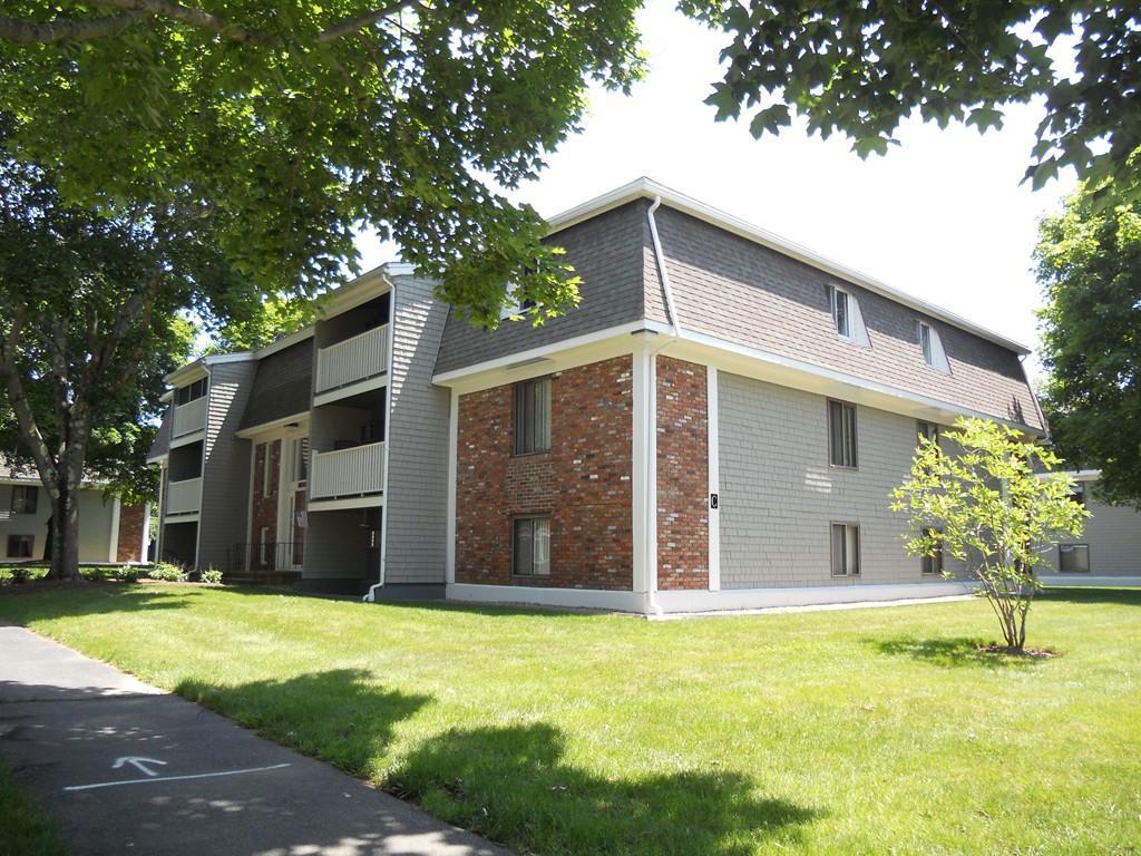 220 Bedford St - Photo 1