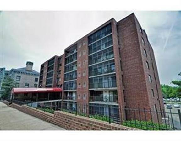 100 High St - Photo 1