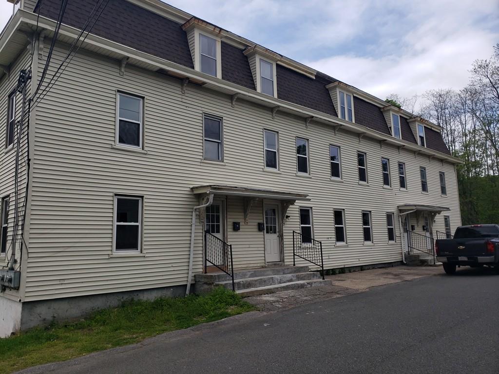 8 Ross Ave - Photo 1