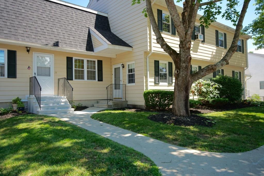 22 Pamela Ln - Photo 1