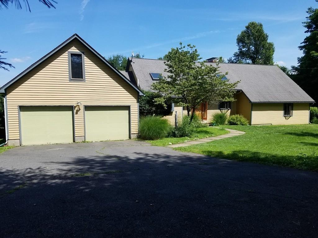 1488 S East St - Photo 1