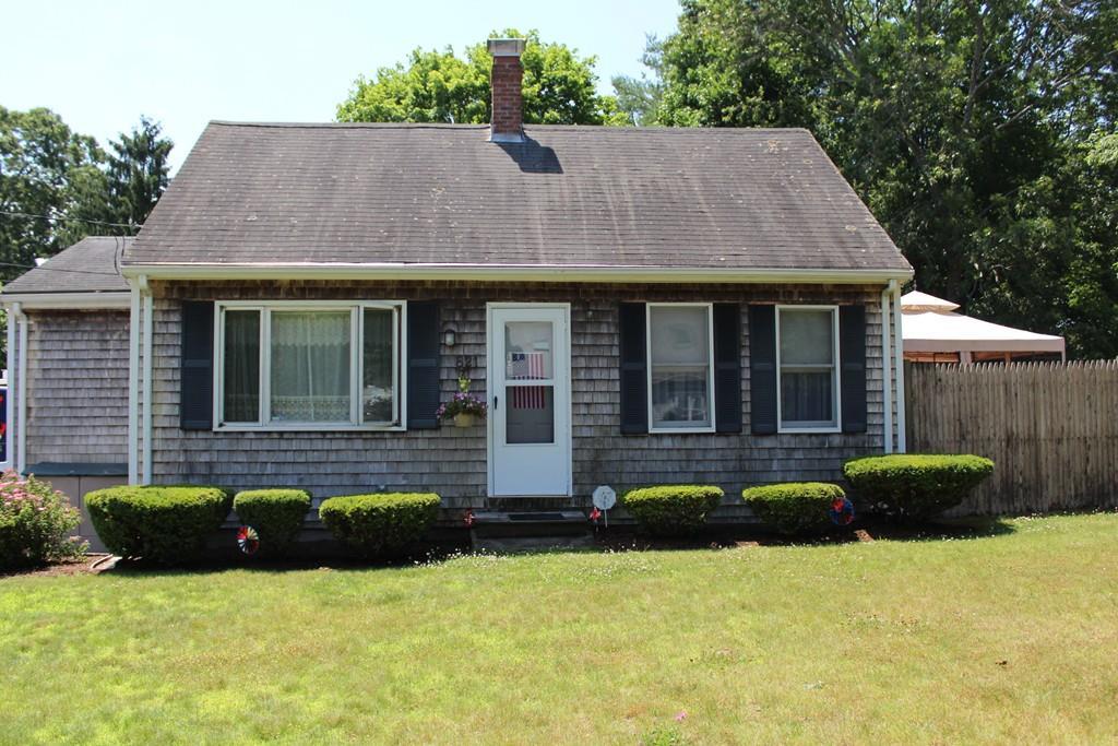 821 Summer St - Photo 1