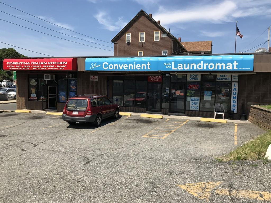 1835 N Main St - Photo 1