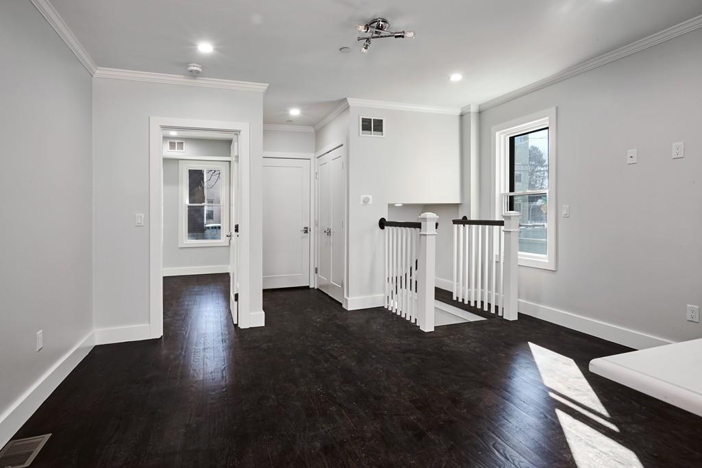 57 Hurley Street - Photo 1