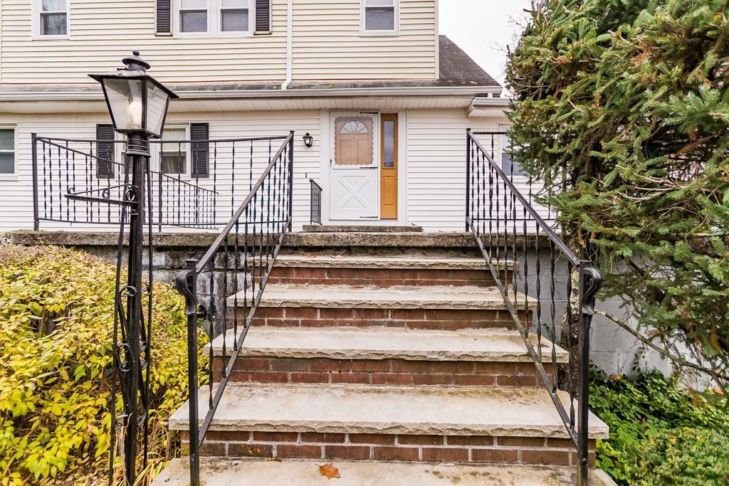 19 Cypress Rd - Photo 1