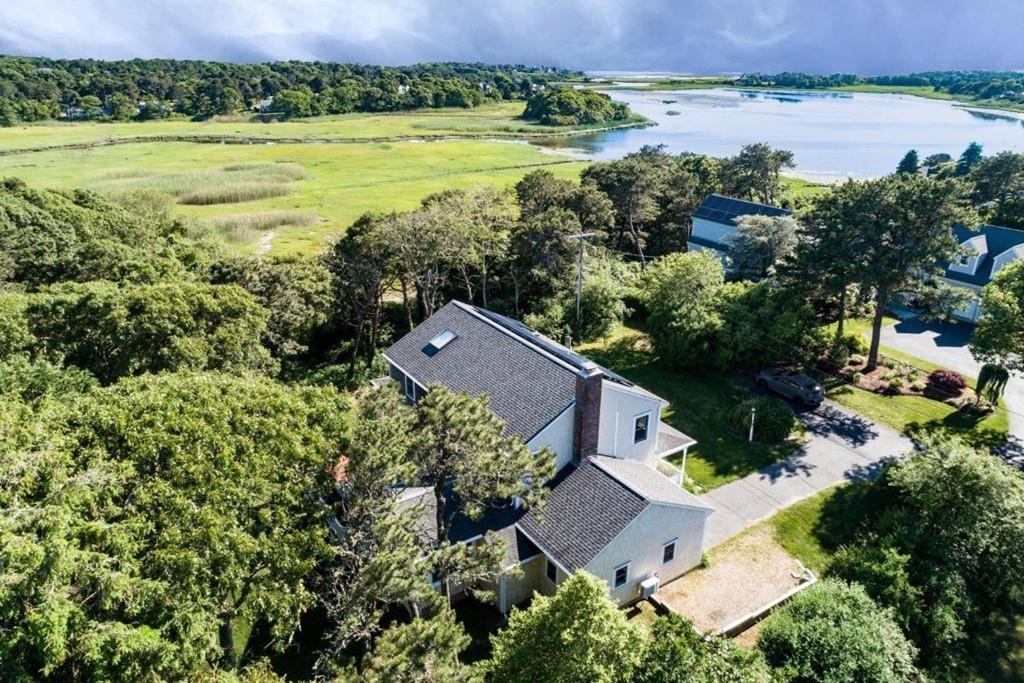 115 Seaquanset Rd - Photo 1
