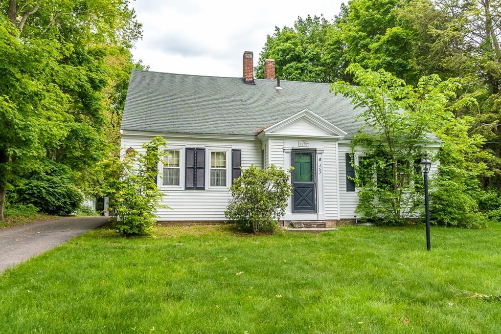 362 Summer St - Photo 1