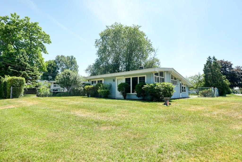 72 Fieldston St - Photo 1