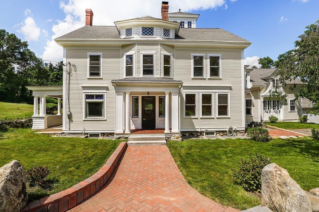 324 Turnpike Rd - Photo 1