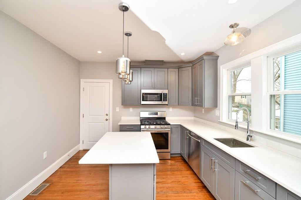119 Blake St - Photo 1