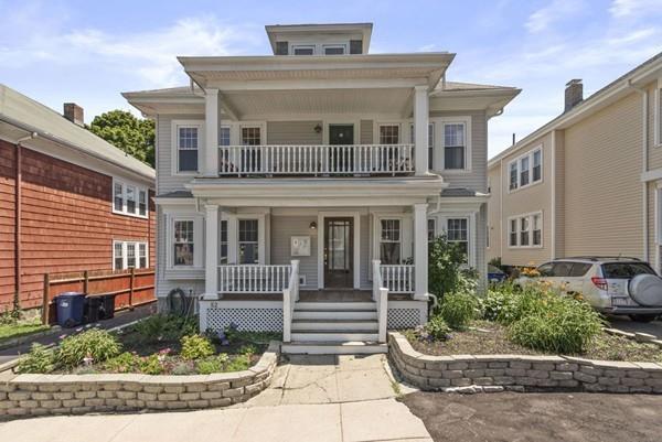 52 Boutwell St - Photo 1