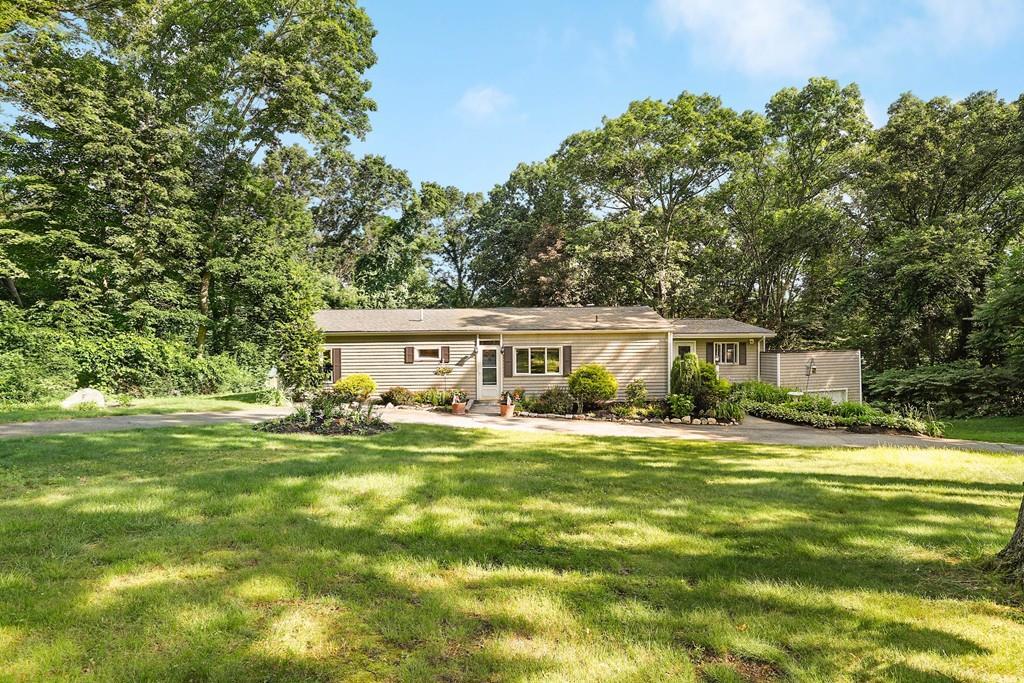 18 Sunset Rd - Photo 1