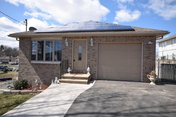 141 Kirkland Ave - Photo 1