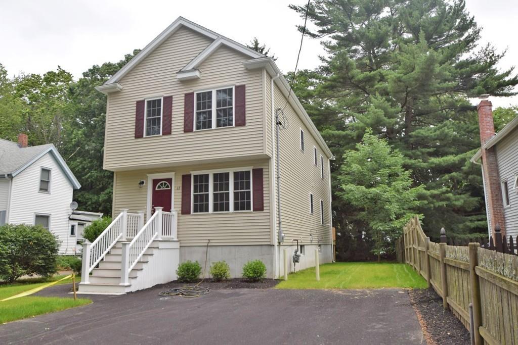 63 Silver St - Photo 1