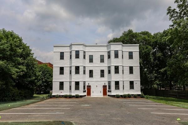 45 Clement Avenue - Photo 1