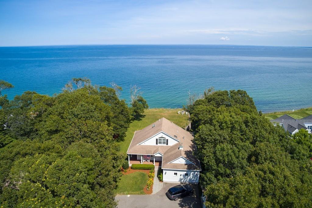 21 Coastline Drive - Photo 1