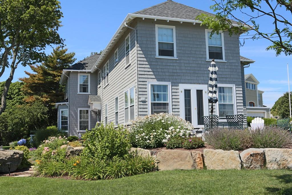 308 Ocean Ave - Photo 1