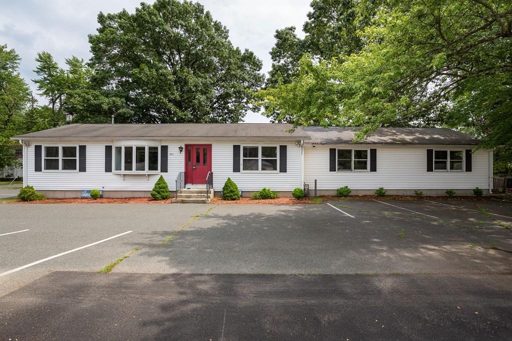 901 Springfield Street - Photo 1