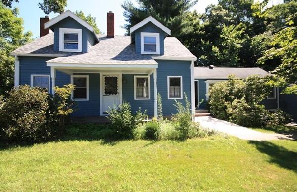 935 Main St - Photo 1