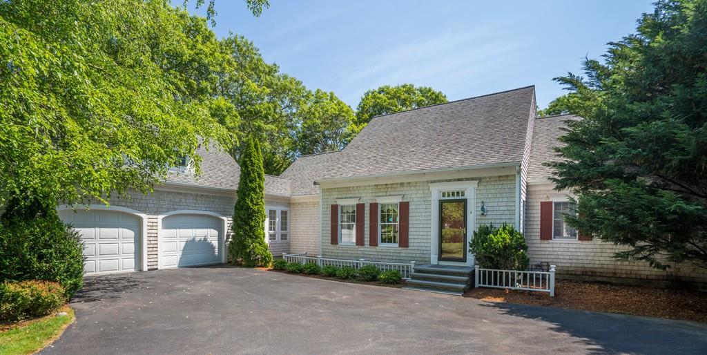 4 Harding Ln - Photo 1