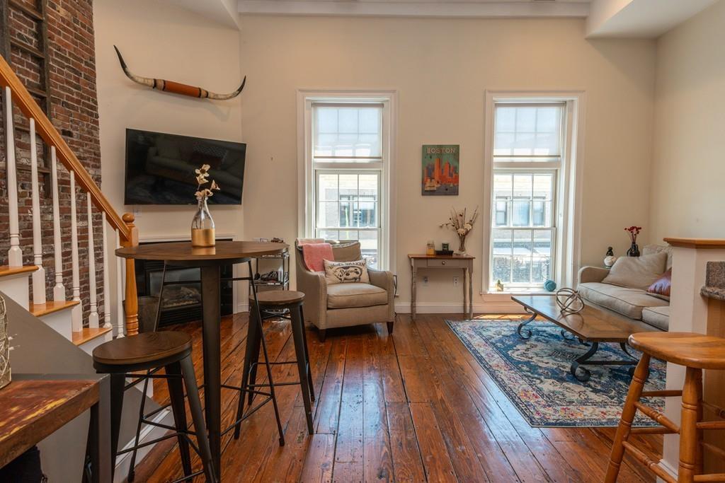 141 Washington St - Photo 1