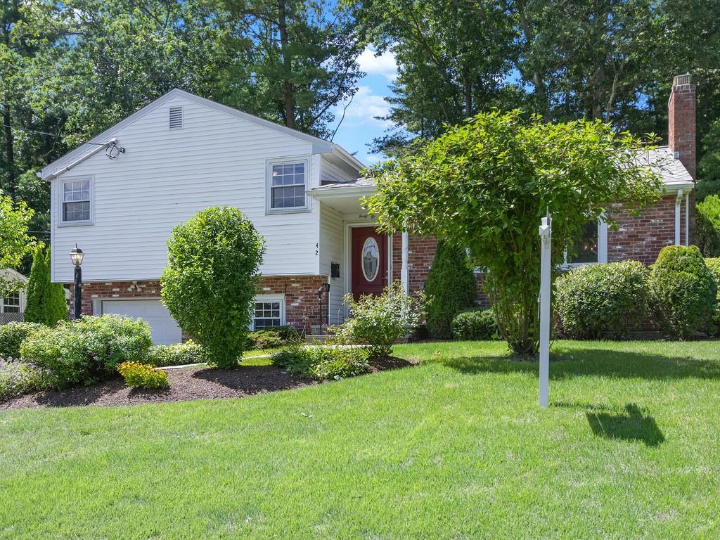 42 Chickering Rd - Photo 1