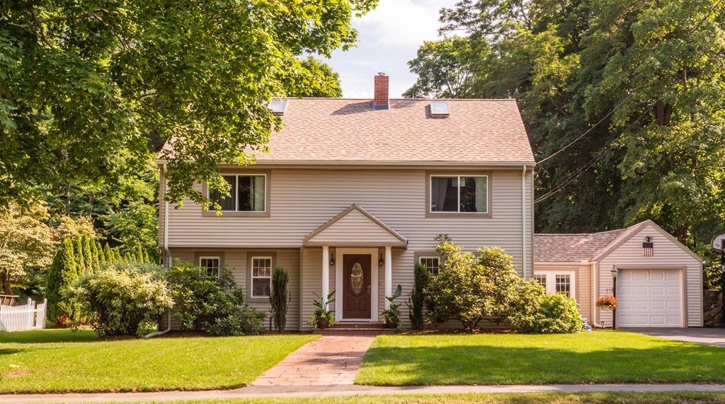861 Salem Street - Photo 1