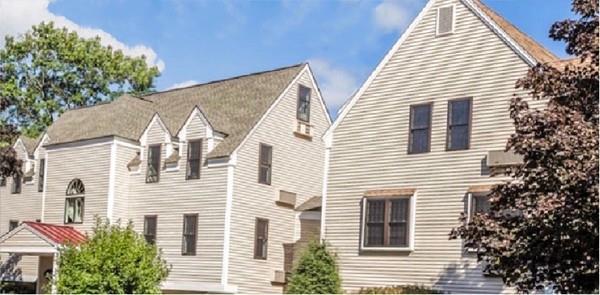 269 Hanover St - Photo 1