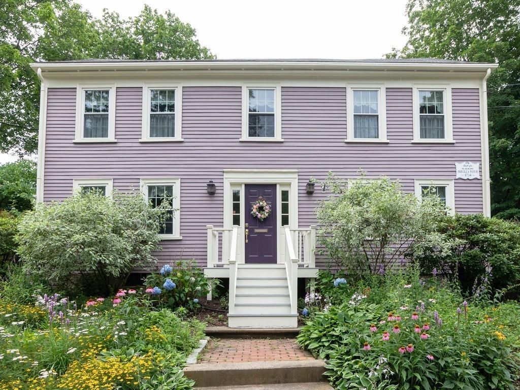 269 Hale St - Photo 1