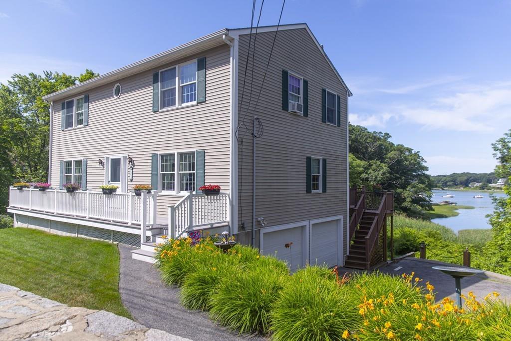 554 Washington St - Photo 1
