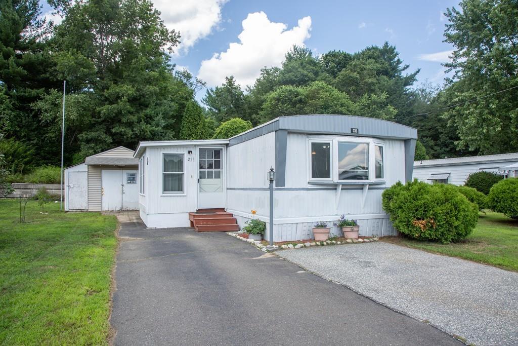 281 Chauncey Walker St - Photo 1
