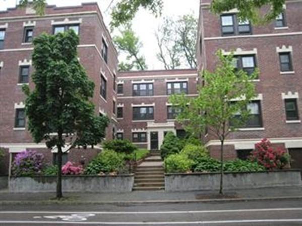 588 Washington St - Photo 1