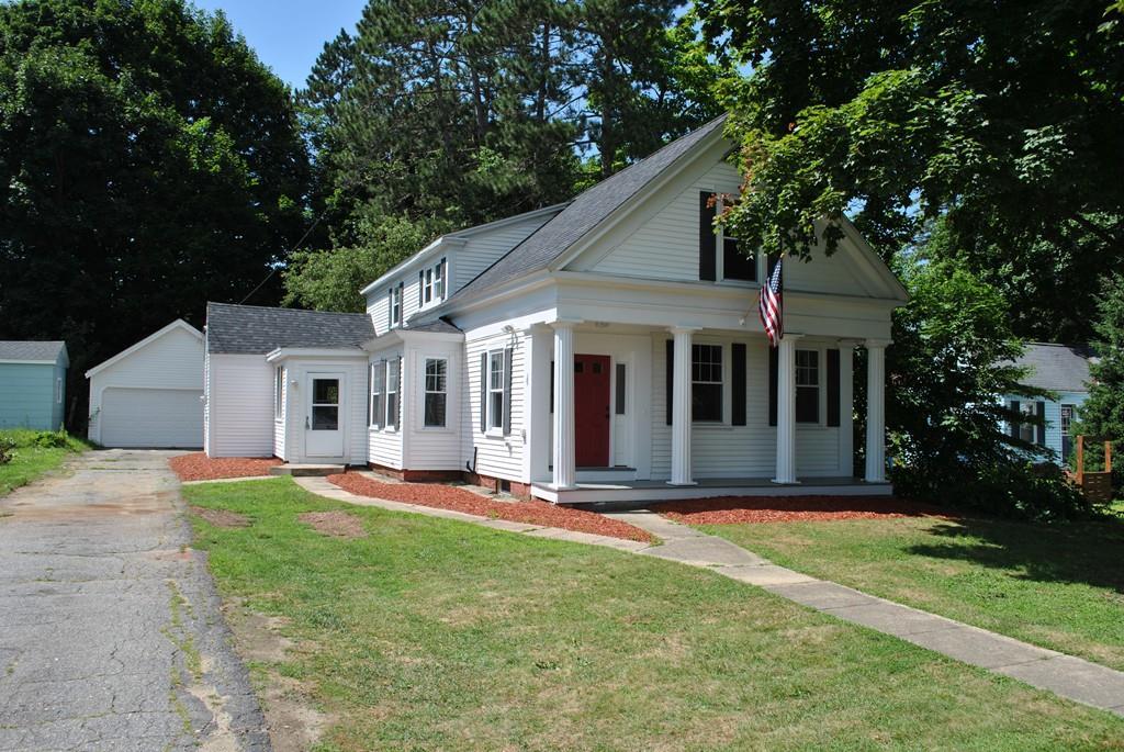 724 Baldwinville Rd - Photo 1