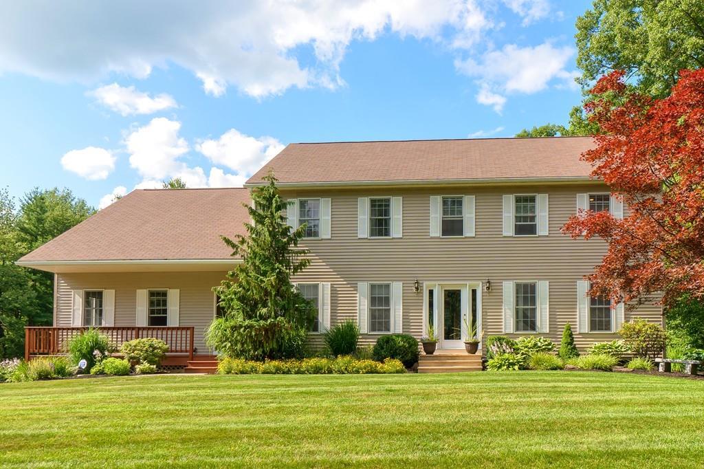 165 Pilgrim Dr - Photo 1