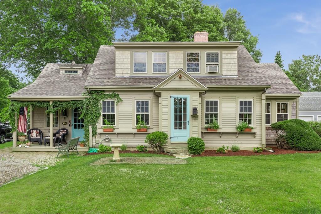164 Walker - Photo 1