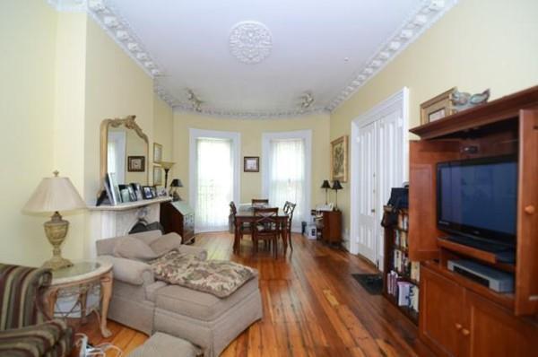 87 Worcester - Photo 1