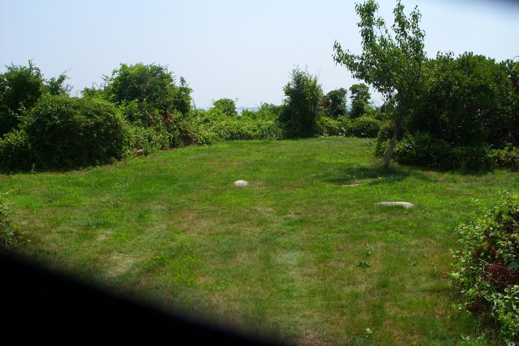H- 13 Fort Standish Ave - Photo 1