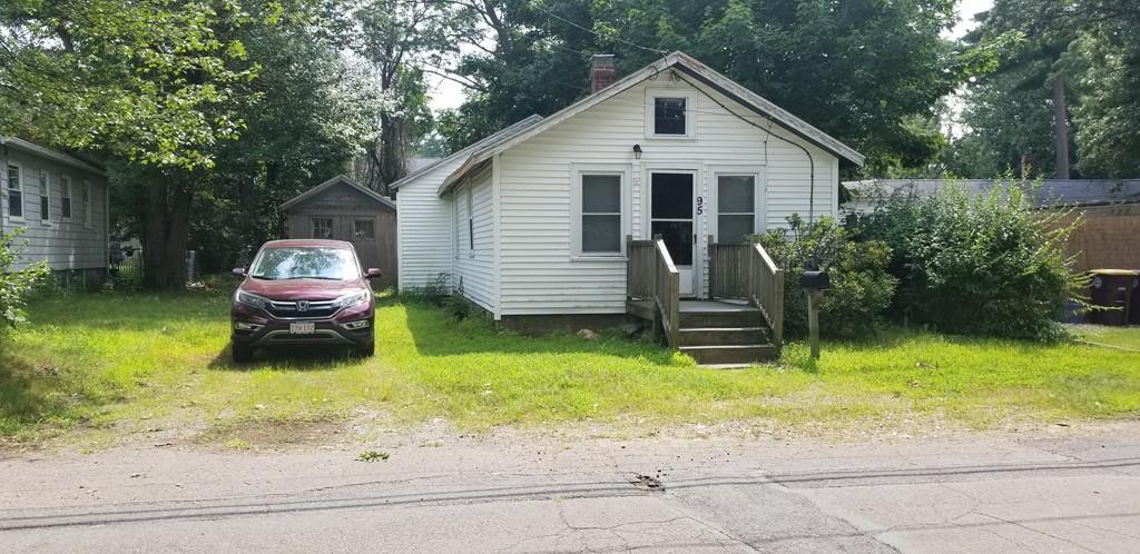 95 Lakehurst Ave - Photo 1