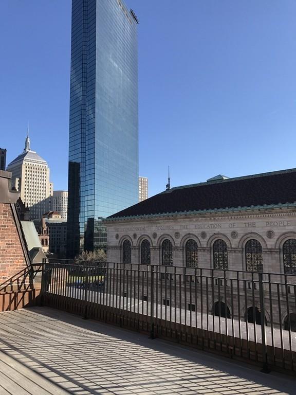 647 Boylston St - Photo 1