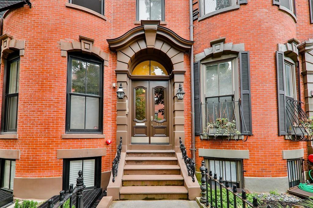 142 West Concord Street - Photo 1