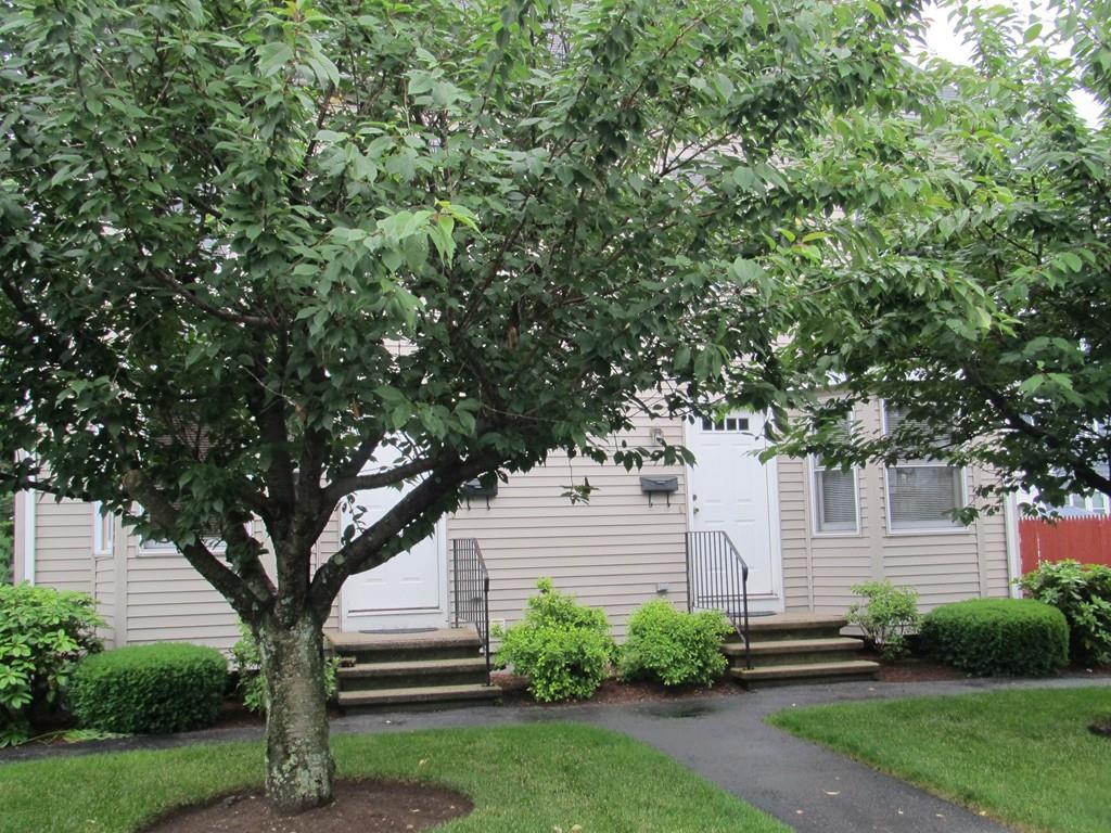 9 School Avenue - Photo 1