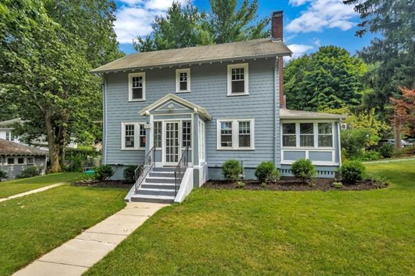 239 Harvard Cir - Photo 1