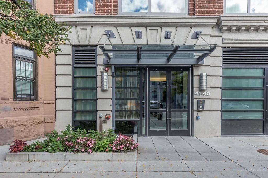 43 Westland Ave - Photo 1