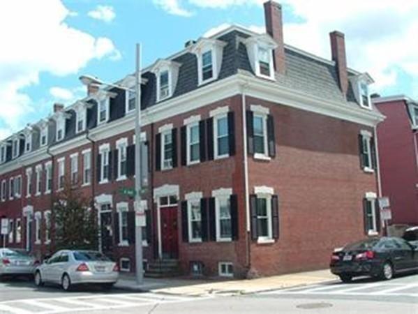 675 East 7th - Photo 1