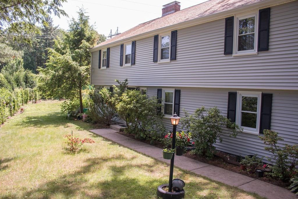 9 Meadowview Rd - Photo 1