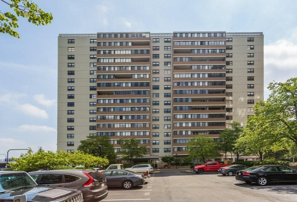 6 Whittier Place - Photo 1