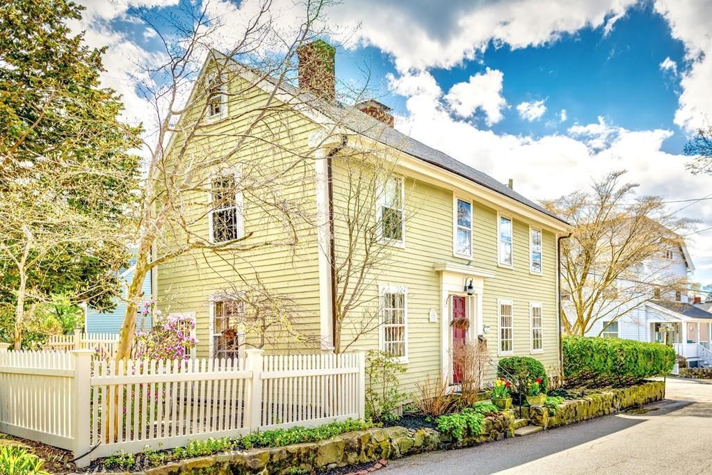 20 Middle Street - Photo 1