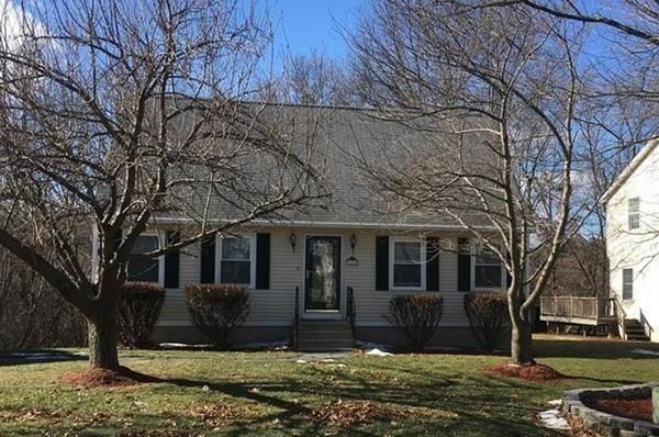 498 Plantation St - Photo 1
