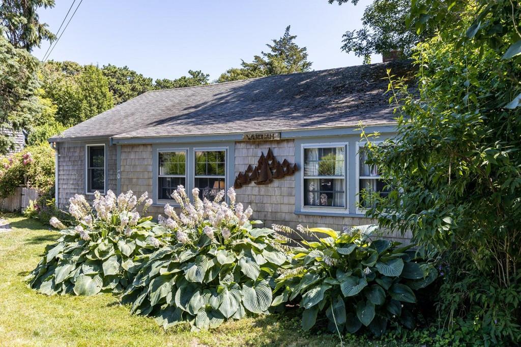 40 Bradford Rd - Photo 1